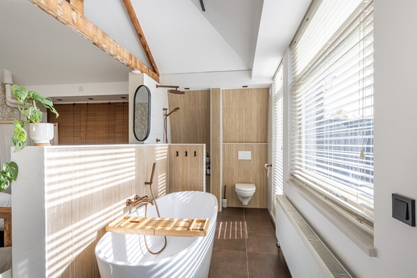 Medium property photo - Mathenesserweg 115A03, 3027 HL Rotterdam